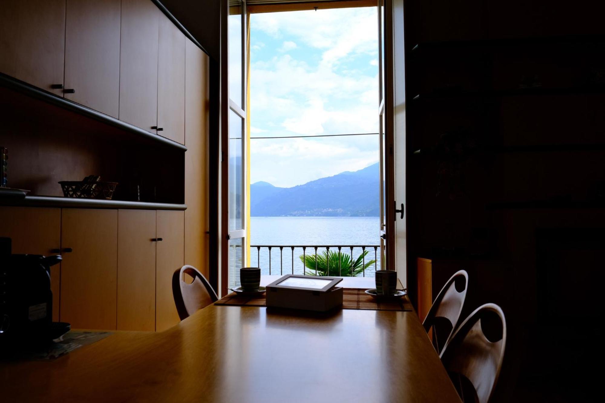 Appartement La Casa Di Anna à Varenna Extérieur photo